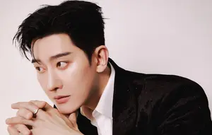Zhoumi Super Junior-M Resmi Jadi CEO Perusahaan Gabungan SM-TME di China