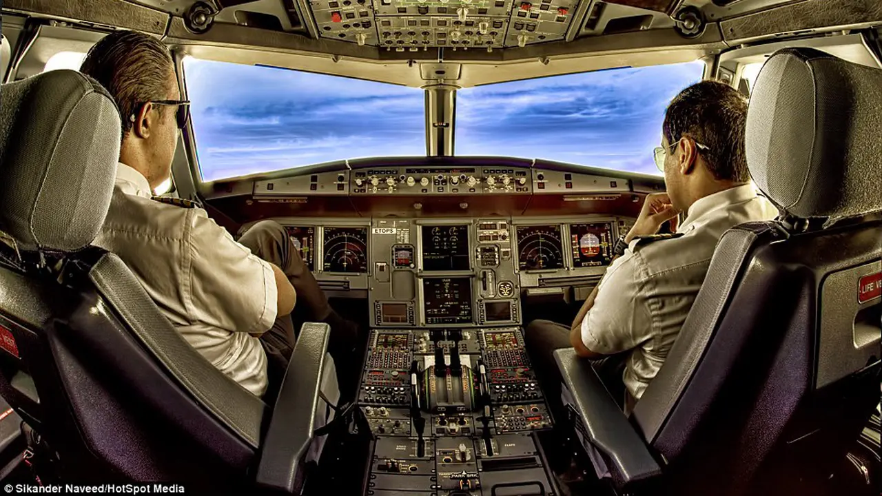 Pemandangan Terbaik yang Dinikmati Pilot Saat Terbang