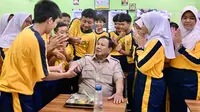 Siswa Berebut Cerita Cita-cita ke Prabowo, Ada yang Ingin Jadi Presiden