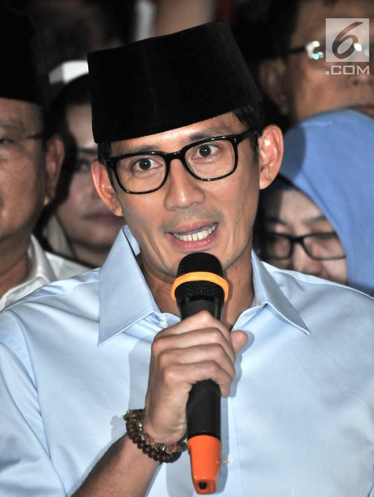 Cawapres Sandiaga Uno memberikan keterangan pers saat deklarasi capres-cawapres di Kertanegara, Jakarta, Kamis (9/8). Koalisi Gerindra, PAN dan PKS membawa Prabowo-Sandiaga ke Pilpres 2019. (Merdeka.com/Iqbal S Nugroho)