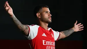 Bruno Guimaraes Resmi Gabung Arsenal, Transfernya Cetak Rekor
