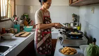 25 Ide Jualan Camilan untuk Ibu-Ibu Komplek 2026, Peluang Usaha Rumahan yang Menjanjikan