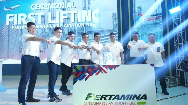 Tonggak Sejarah Baru! Kilang Pertamina Internasional Lifting Perdana Bioavtur Berbahan Minyak Jelantah