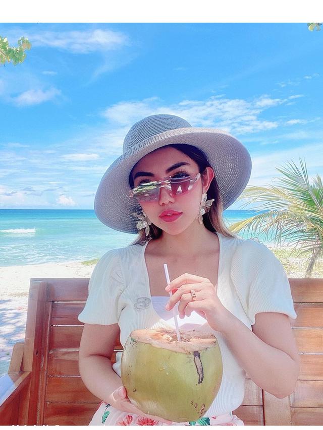 Cegah Panedemi Corona, Ini 7 Potret Bella Shofie Saat Pilih 'Mengungsi' ke Maluku