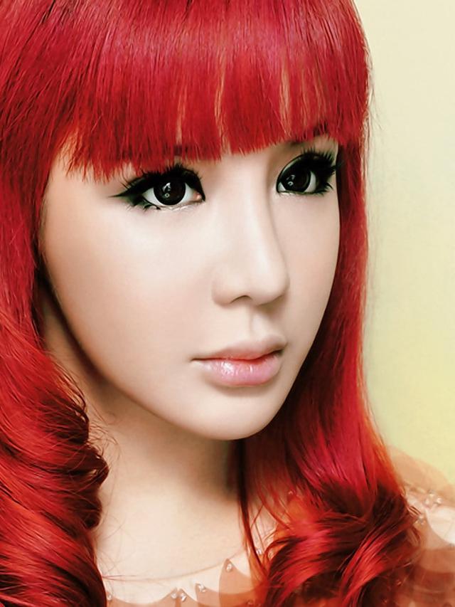 Transformasi Wajah Park Bom