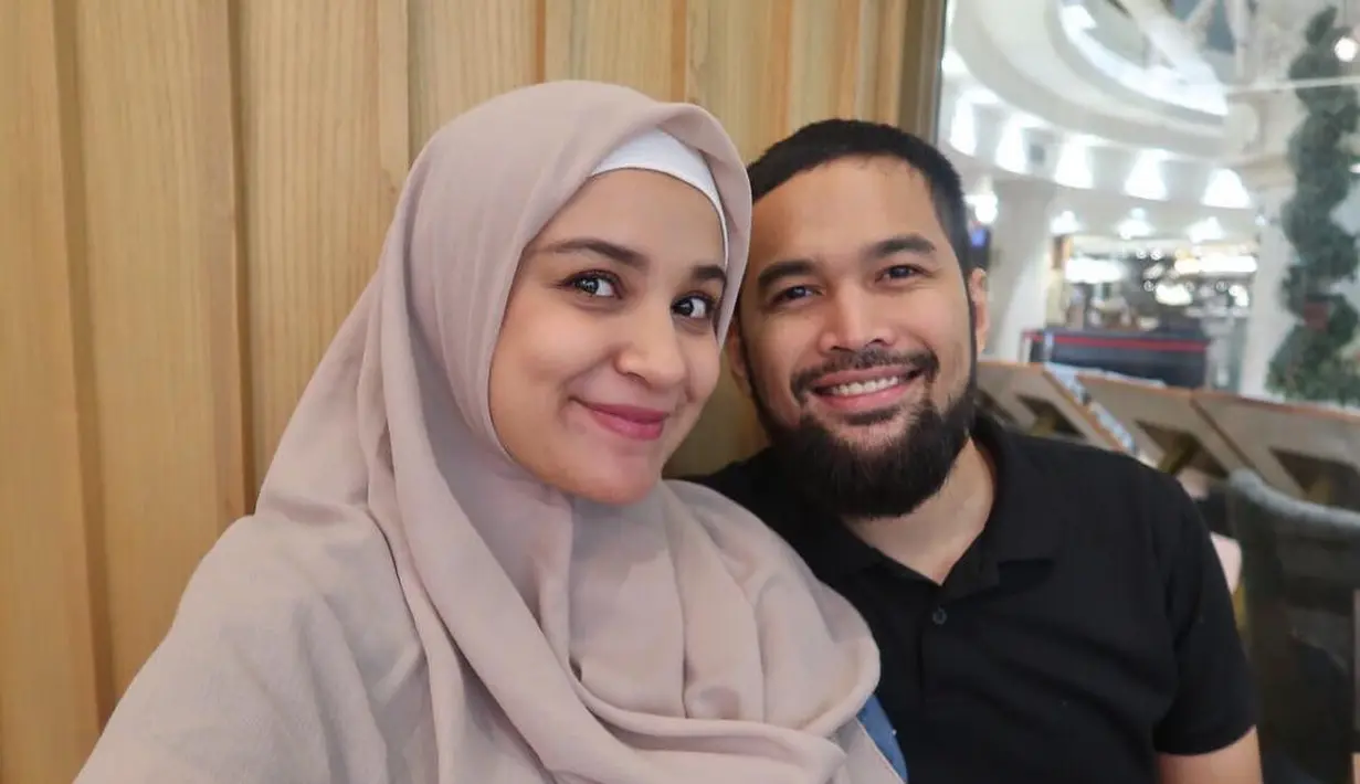 Teuku Wisnu dan Shireen Sungkar