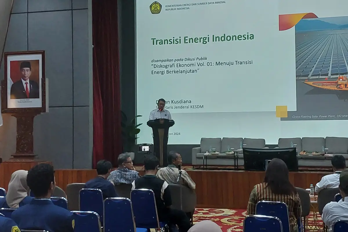 Sekretaris Jenderal Kementerian Energi dan Sumber Daya Mineral (ESDM) Dadan Kusdiana dalam Rembuk Nasional Transisi Energi, di Kantor Kemenko Perekonomian, Jakarta, Rabu (6/3/2024). (Arief/Liputan6.com)