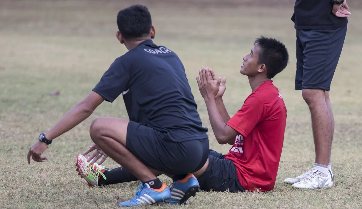 Bayu Gatra memulai kariernya saat mengikuti tarkam-tarkam di daerah asalnya Jember. (Bola.com/Vitalis Yogi Trisna)