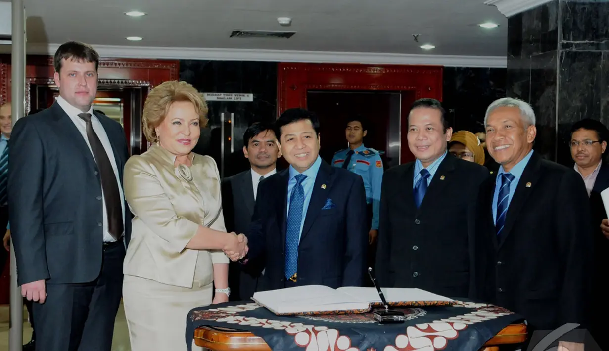 Kunjungan Dewan Federasi Rusia ke DPR RI di Gedung parlemen, Jakarta, Selasa (11/11/2014) (Liputan6.com/Andrian M Tunay)