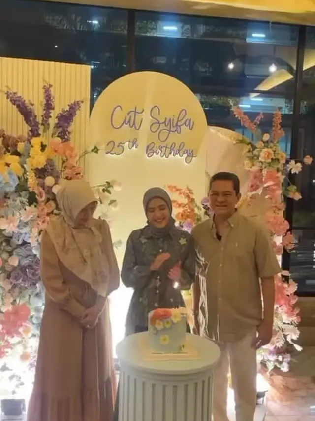 Dapat Kejutan, Ini 7 Momen Ulang Tahun Cut Syifa ke 25 yang Meriah