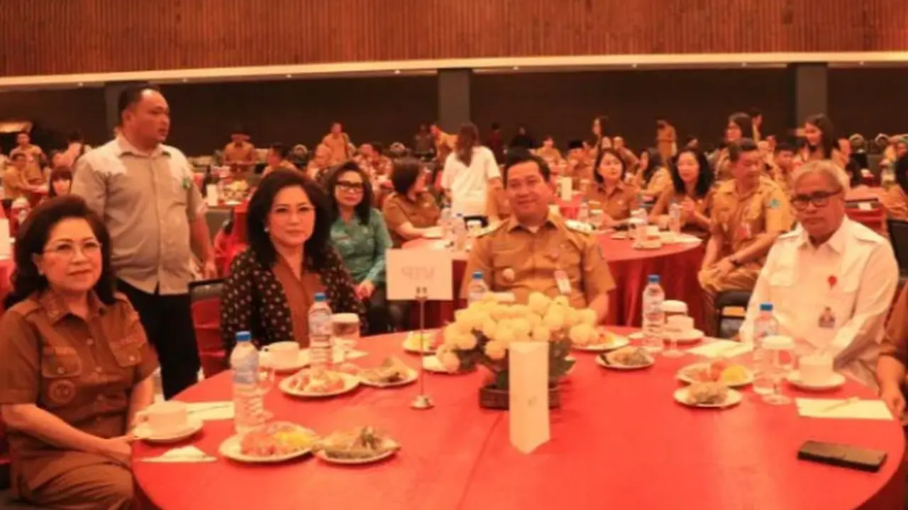 Rapat evaluasi penanganan stunting di Sulut yang dihadiri Wagub Sulut Steven Kandouw.