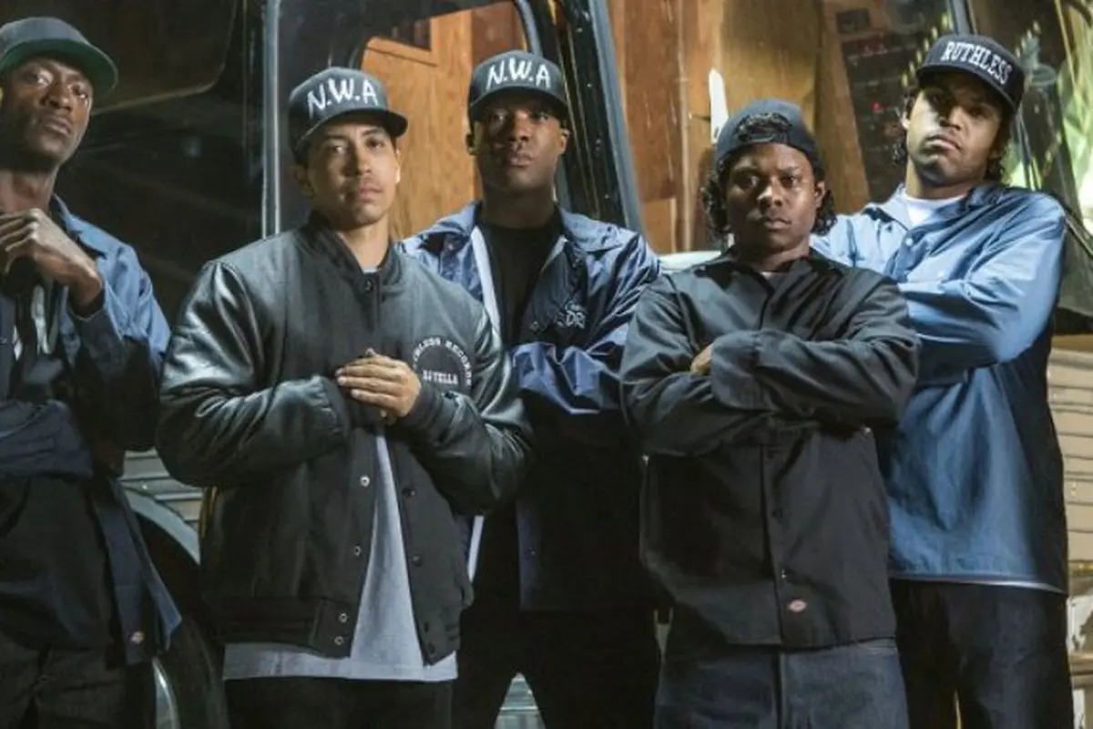 [Bintang] Straight Outta Compton