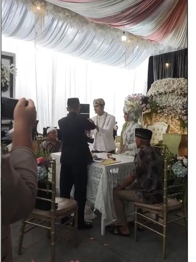 7 Potret Pernikahan Farhan, Mantan Artis Cilik Pemeran Tuyul di FTV Gentabuana