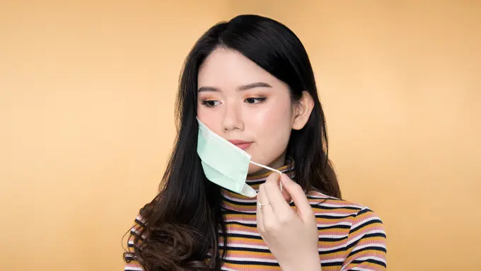 Begini Cara Agar Makeup Tidak Luntur Saat Gunakan Masker