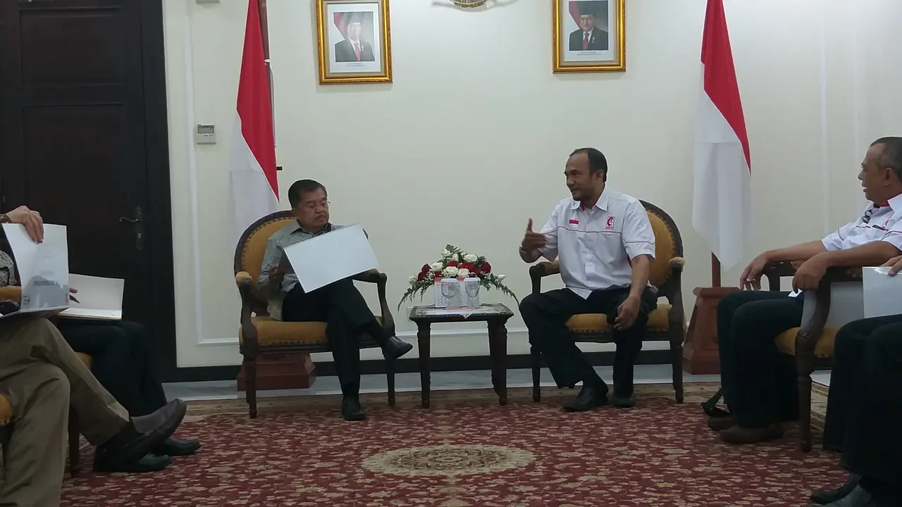 Wakil Presiden Jusuf Kalla menerima Presidium Medical Emergency Rescue Commite (MER-C).