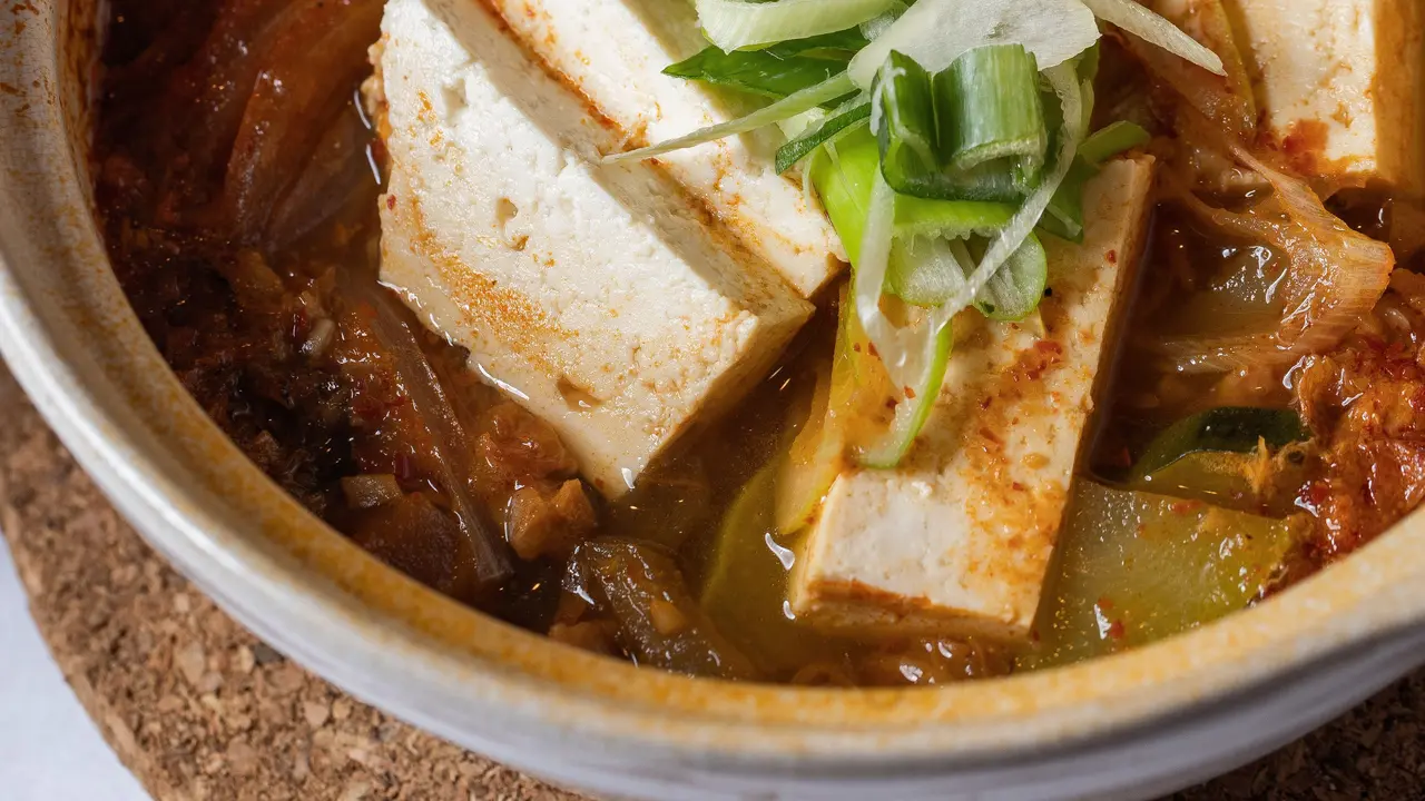 Resep Kimchi Jjigae ala Korea, Gurih, Segar, dan Mudah Dibuat di Rumah