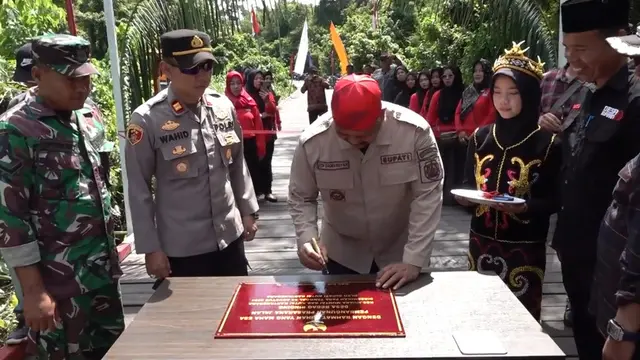 Kukar IDAMAN Edi-Rendi Satukan Kutai dan Koneksikan Desa-desa di Tengah Ragam Topografi