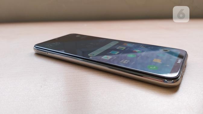 Sisi kiri bodi Redmi Note 8. Liputan6.com/Iskandar