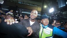 Kedatangan pelatih baru Timnas Indonesia, Patrick Kluivert di Terminal 3, Soekarno Hatta, Tangerang, Banten, Sabtu (11/01/2025). (Bola.com/M Iqbal Ichsan)