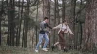 350 Kata-Kata Bikin Baper Romantis dan Menyentuh Hati