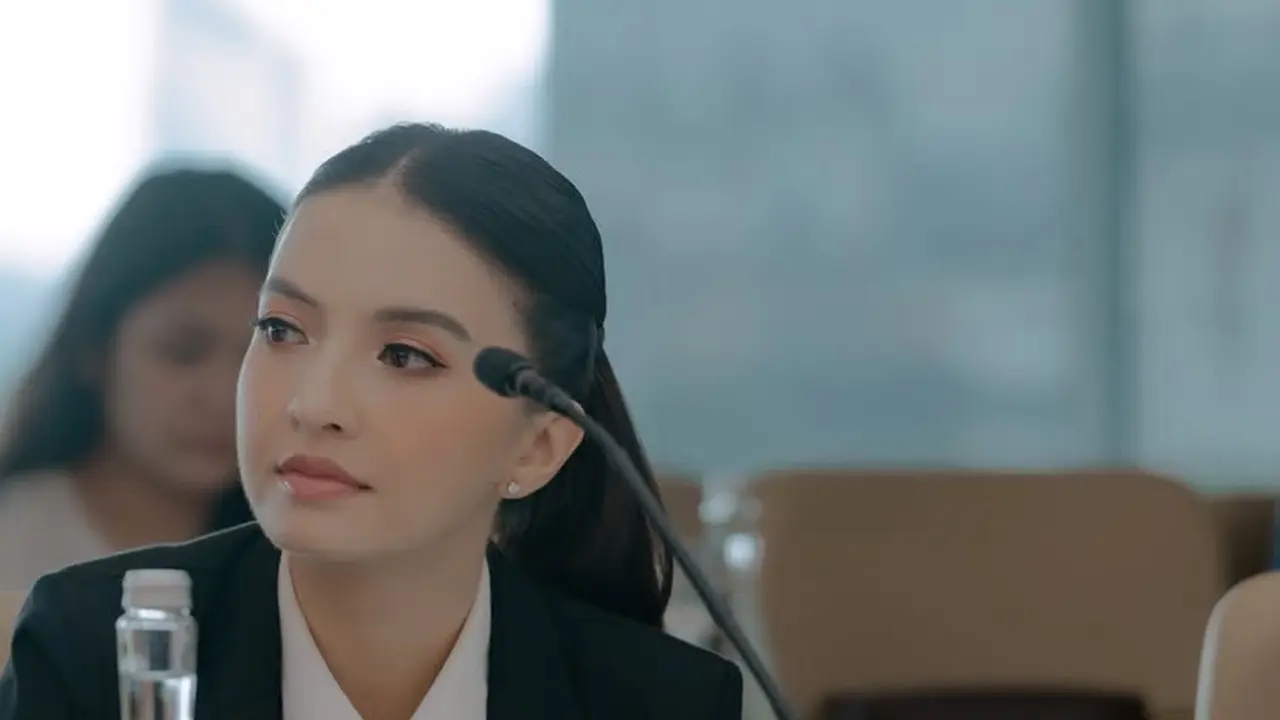 Raline Shah Jadi Staf Khusus Menkomdigi