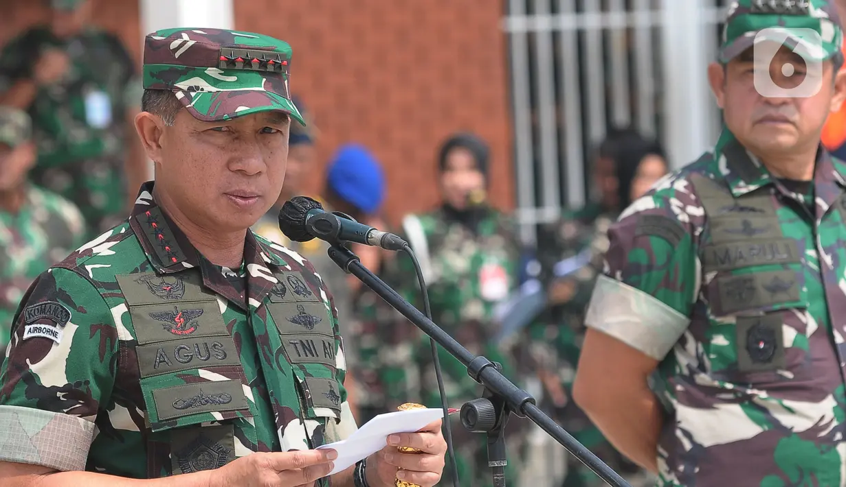 Indonesia mengirimkan bantuan Payung Udara Orang (PUO) dan Payung Udara Barang sejumlah 900 buah ke Yordania. (merdeka.com/Imam Buhori)