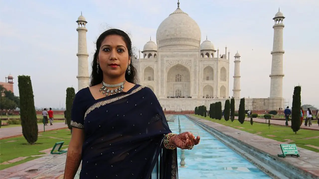 Mengenal 4 Makna Riasan Wanita India yang Cantik 