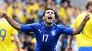 Citadin Martins Eder tampil gemilang dengan mencetak gol penentu kemenangan 1-0 Italia atas Swedia pada laga Grup E Piala Eropa 2016 di Stadium de Toulouse, Jumat (17/6/2016). (AFP/Vincenzo Pinto)