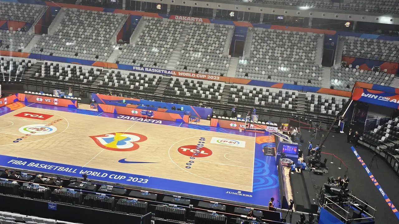 Lapangan utama di Indonesia Arena