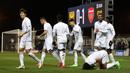 Kali kedua Arsenal mengenakan jersey serba putih dilakukan pada putaran ketiga Piala FA 2022/2023 saat The Gunners menghadapi tuan rumah Oxford United (9/1/2023) yang berkesudahan 3-0 untuk kemenangan Arsenal. (AFP/Adrian Dennis)