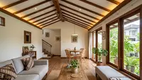 6 Inspirasi Plafon Kayu, Bikin Interior Rumah Makin Hangat dan Elegan