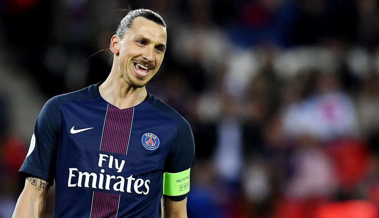 1. Zlatan Ibrahimovic – Pemain asal Swedia ini adalah salah satu rekrutan tersukses PSG. Ia adalah sosok penting dalam dominasi Les Parisiens di Liga Prancis. Total 12 gelar mampu diberikan Ibrahimovic kecuali Liga Champions. (AFP/Franck Fife)