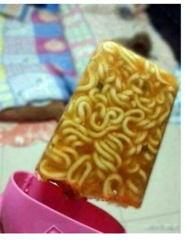 8 Potret Nyeleneh Netizen Masak Mi Instan Ini Bikin Geleng Kepala