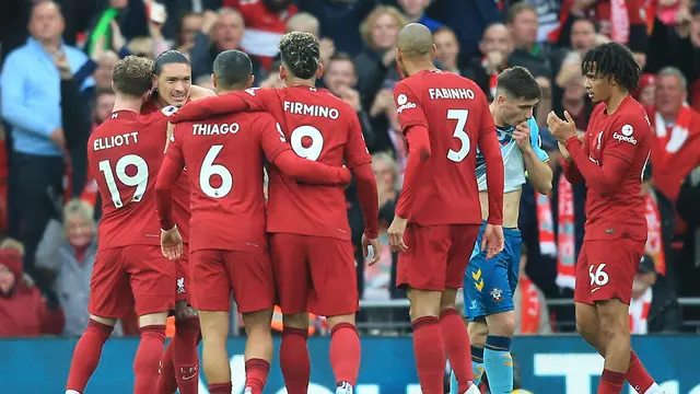 Selebrasi pemain Liverpool saat menghajar Southampton di Liga Inggris