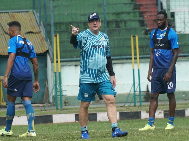 Zulham Zamrun Mulai Berlatih Bersama Persib Bandung Bola Liputan6 Com