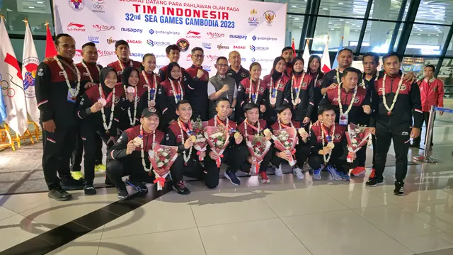 Pemain timnas hoki Indoor Indonesia sudah tiba kembali di tanah air
