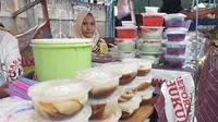 Pedagang takjil di Jakan Dr Soesilo, Bandar Lampung. Foto : (Liputan6.com/Ardi).