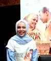 Dewi Sandra nampaknya tak tanggung- tanggung dalam bertotalitas, selain jadi pemeran utama, ia juga yang menyanyikan soundtrack Film Air Mata Surga. (Andy Masela/Bintang.com)