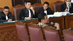 Presiden KSPI, Said Iqbal memberikan kesaksian dalam sidang kasus dugaan penyebaran berita bohong atau hoaks dengan terdakwa Ratna Sarumpaet di PN Jakarta Selatan, Selasa (9/4). Sidang beragenda mendengarkan keterangan sejumlah saksi, salah satunya yaitu Said Iqbal. (Liputan6.com/Immanuel Antonius)