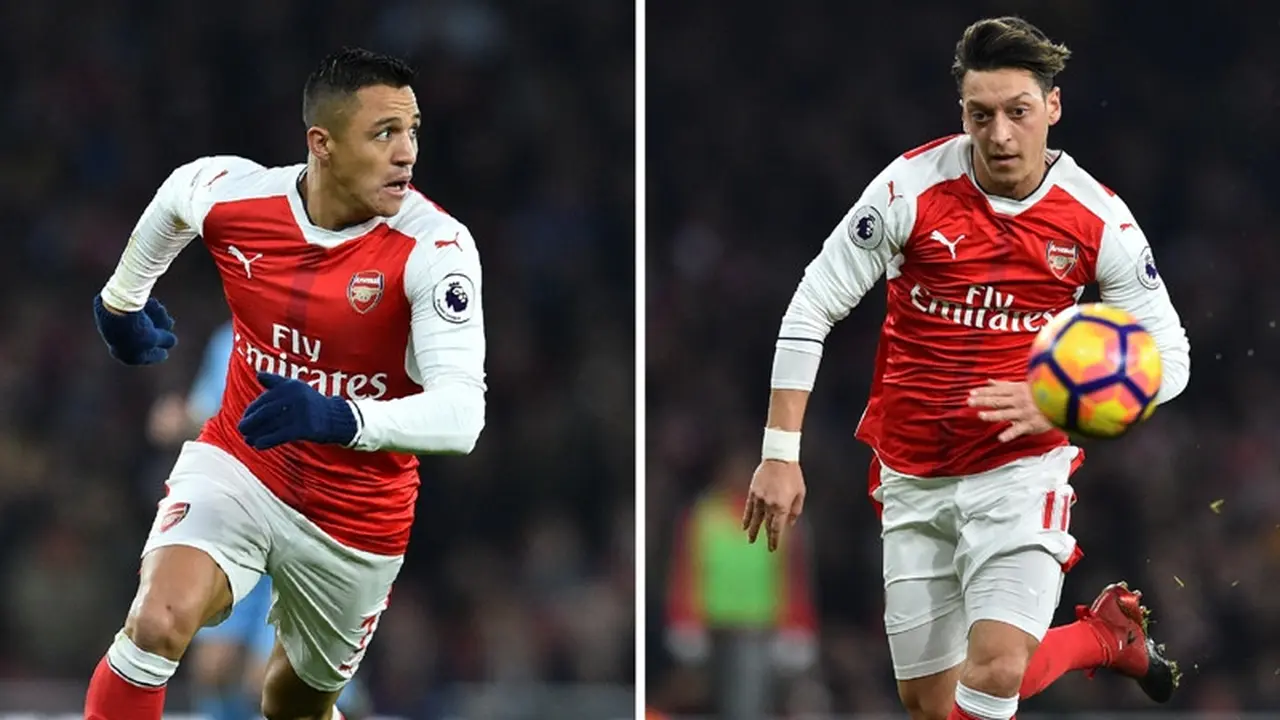 Alexis Sanchez dan Mesut Ozil