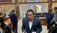 Wakil Ketua Komisi IX DPR RI Charles Honoris jelaskan terkait&nbsp;Komisi IX DPR RI menggelar rapat audiensi bersama Pengurus Pusat Perhimpunan Dokter Paru Indonesia (PDPI). (Liputan6.com/Delvira Hutabarat)