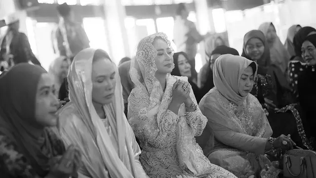 Keponakan Dewi Perssik, Rosa Meldianti Alias Meldi menikah dengan Inggil di Jember (Foto: instagram luxuraimage)