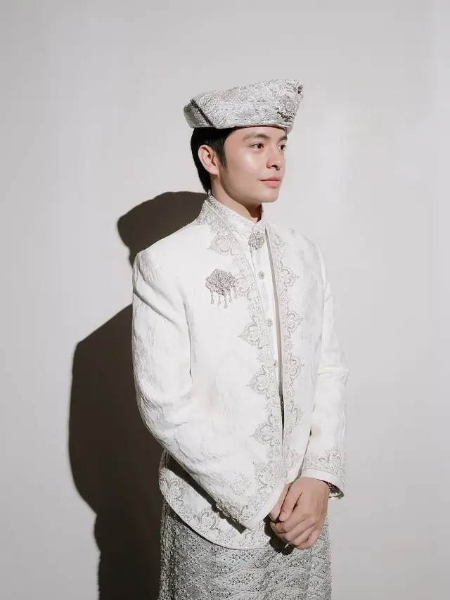 Desainer Didiet Maulana Ungkap Cerita Romantis di Balik Busana Pengantin Shenina Cinnamon dan Angga Yunanda