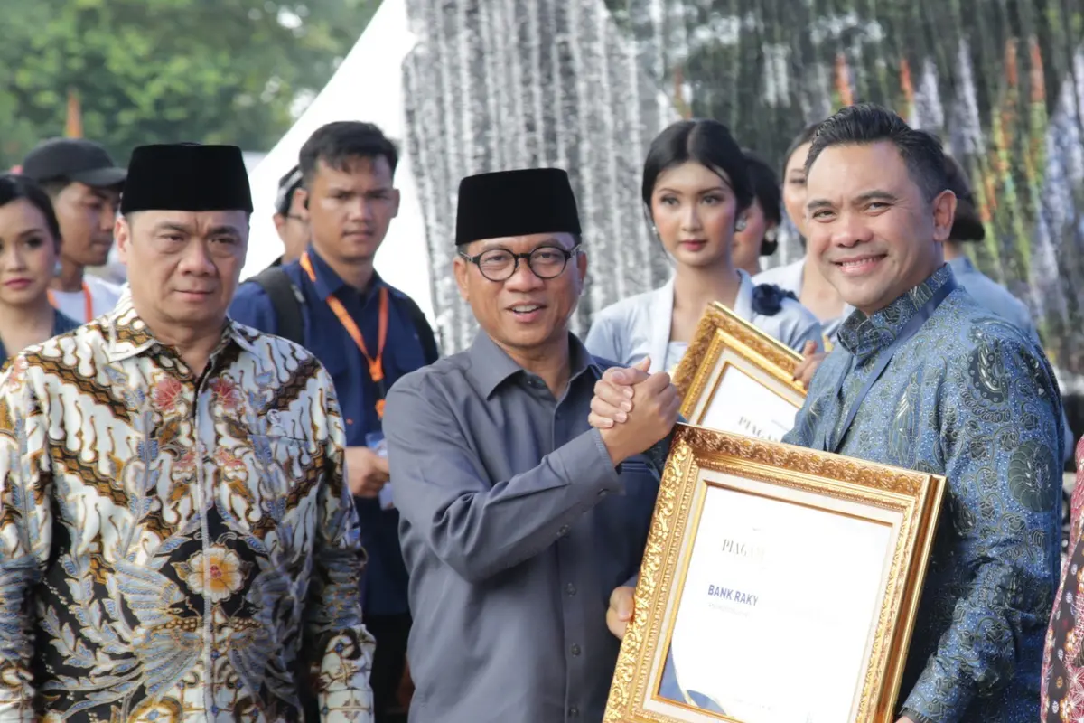 Dukungan Nyata untuk Desa, BRI Terima Penghargaan pada Puncak Hari Desa Nasional 2026