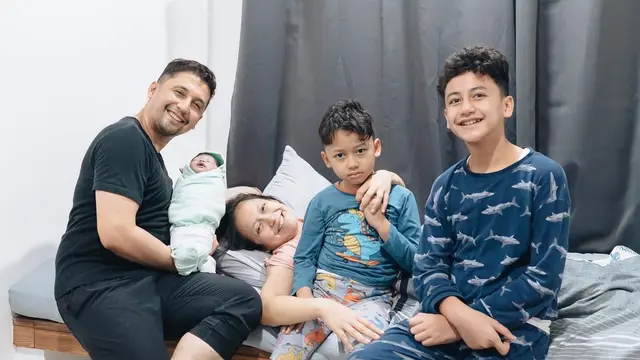 7 Potret Perjalanan Kehamilan Corry Pamela yang Baru Melahirkan Anak ke-3