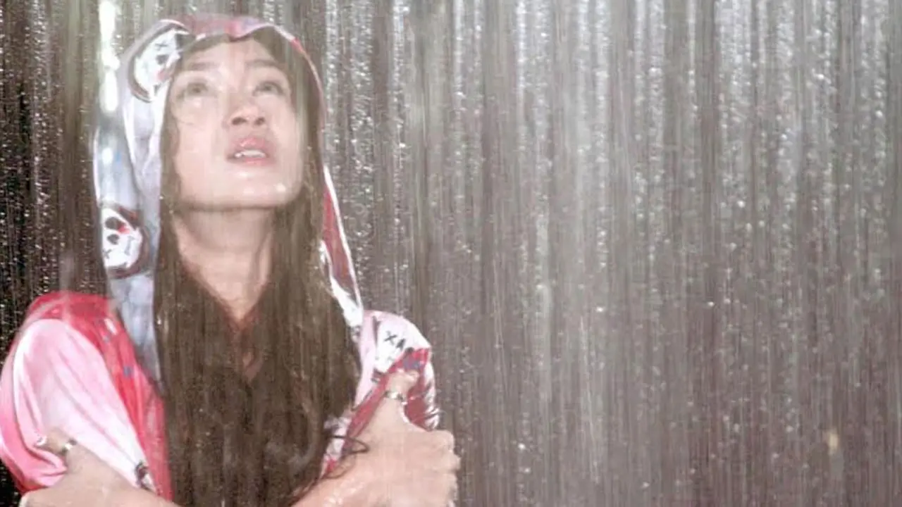 Dara The Virgin buktikan totalitasnya dalam berakting