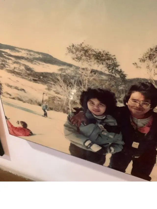 Unggah Foto Jadul dengan Istri, Ini 7 Potret Lawas Hotman Paris yang Curi Perhatian