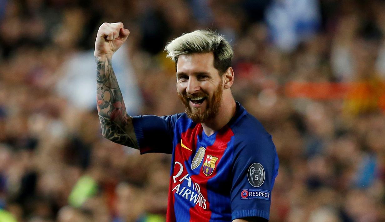 Pada Liga Champions musim ini, Lionel Messi masih unggul dari sisi statistik. Catatan sementara, Sang Messiah mengoleksi 6 gol dan 2 assist, sedang Ronaldo baru mengemas 2 gol dan 2 assist. (AFP/Pau Barrena)