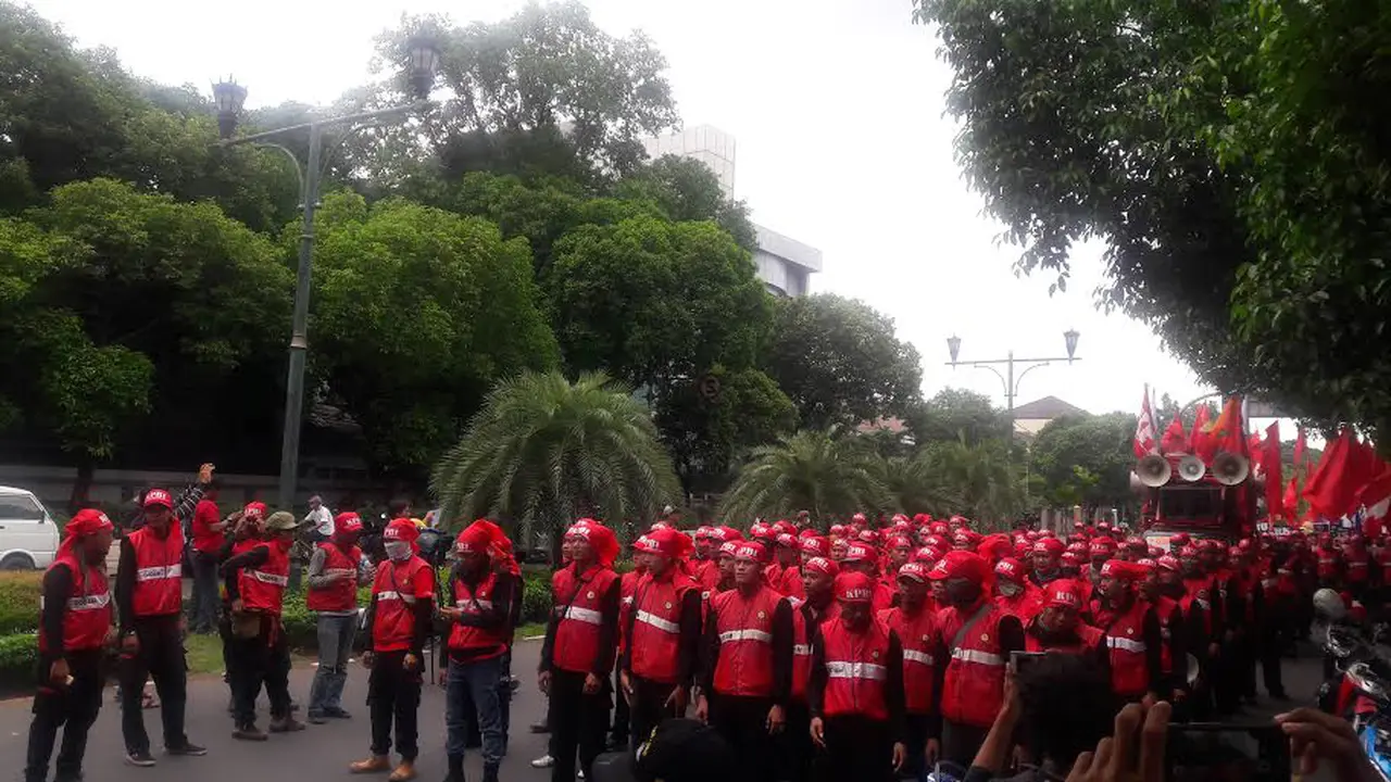 200160501-May-Day-Hari-Buruh-Bundaran-HI-Jakarta