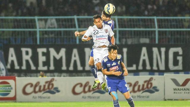 Arema Cronus vs Bali United Pusam
